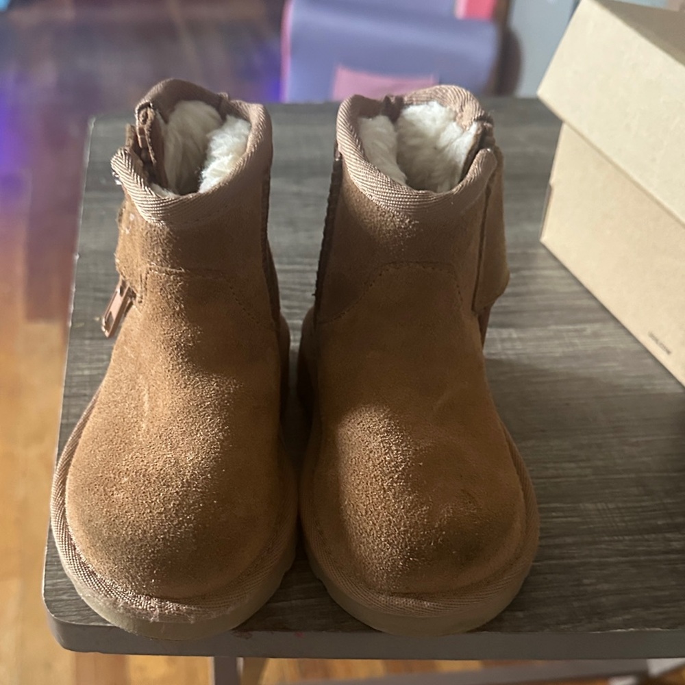 UGG Tan Suede Boots with Cream Fur